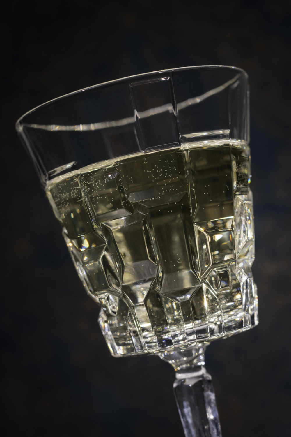 Crystal White Wine Glasses 'Quartz' - Set of 2 - Image 4